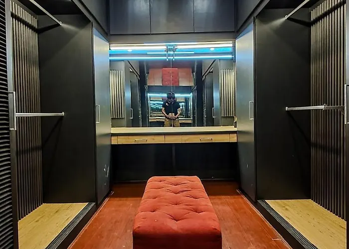 Holiday home Makati Royale Luxury 4-bedroom