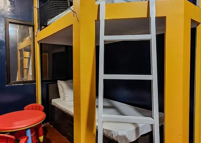 Makati Royale Luxury 4-bedroom * Manila
